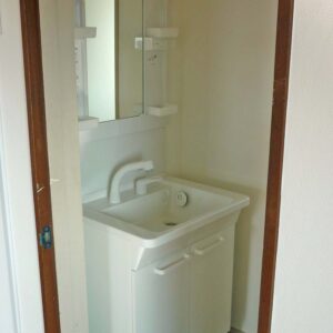 松戸市柏市流山市我孫子市のリフォームは森のリフォーム　我孫子市マンション賃貸用リフォーム洗面台施工後